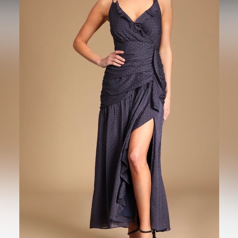 Lulu’s navy slit dress